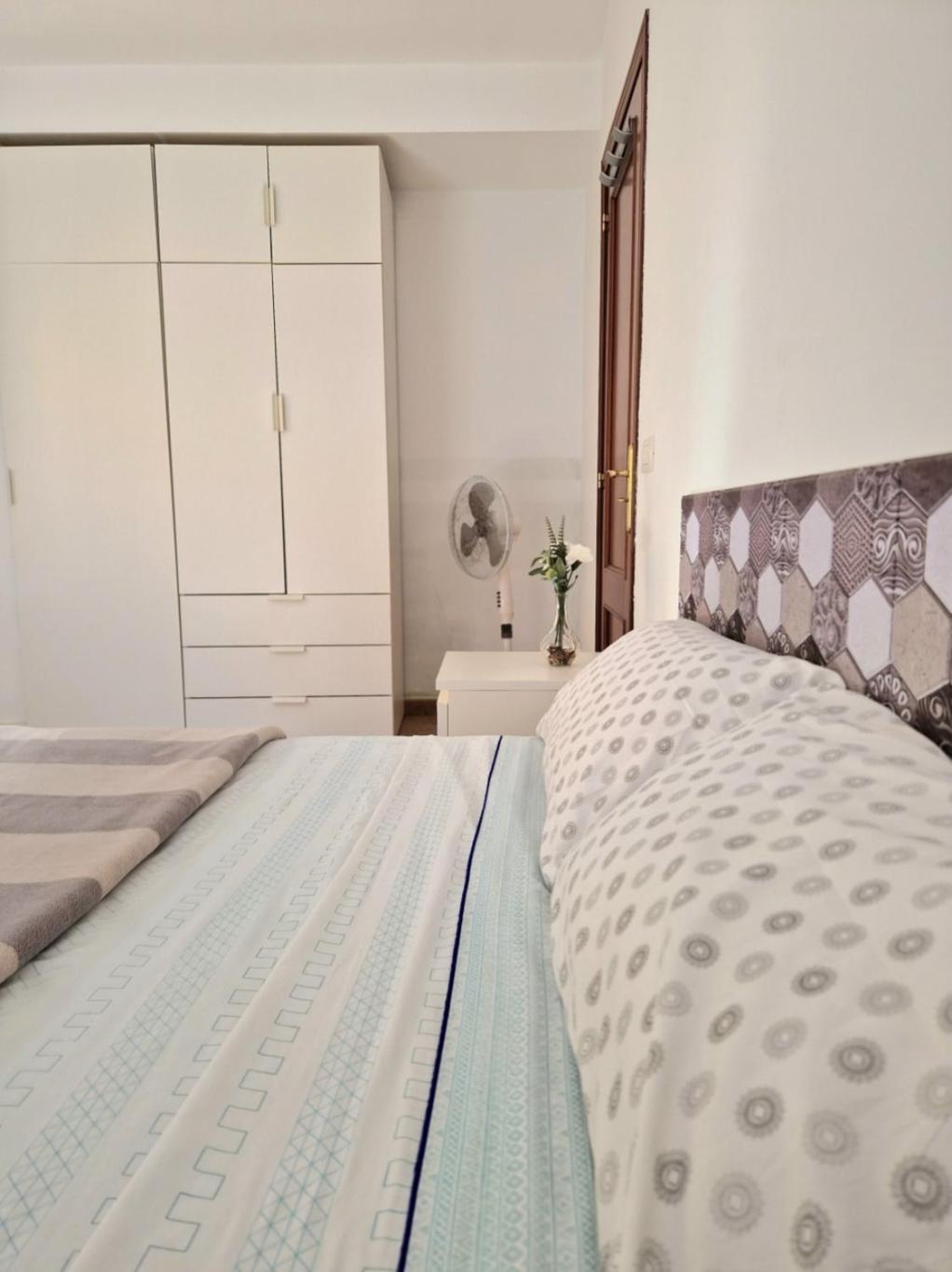 Spacious Independent Chalet Next The Airport - Sea ซานอิซิโตร ภายนอก รูปภาพ