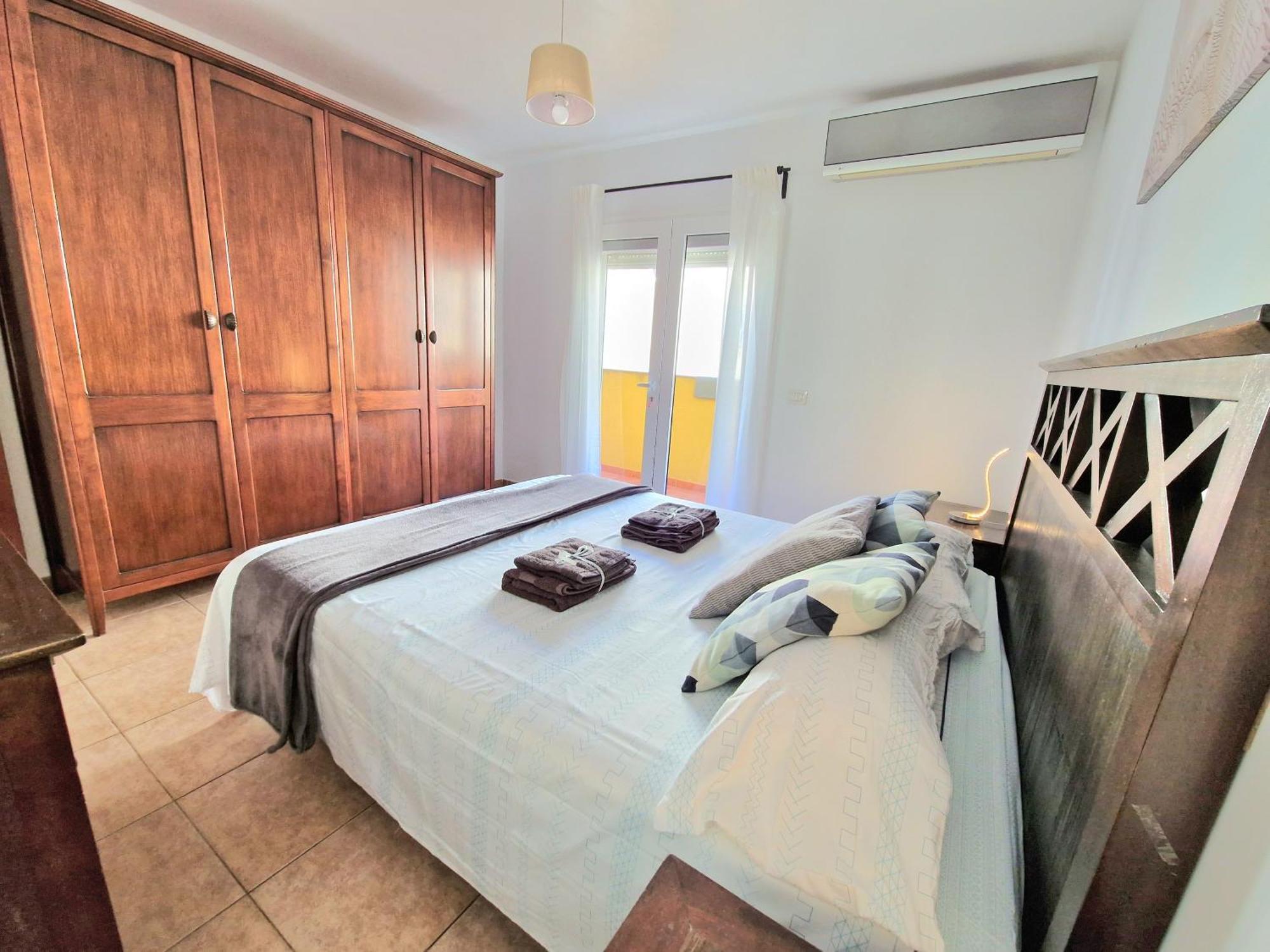 Spacious Independent Chalet Next The Airport - Sea ซานอิซิโตร ภายนอก รูปภาพ